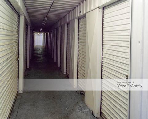 Source URL: https://cdnsc.rentcafe.com/dmslivecafe/3/1082129/1082129-1-4.jpg?width=-1&height=385&quality=80