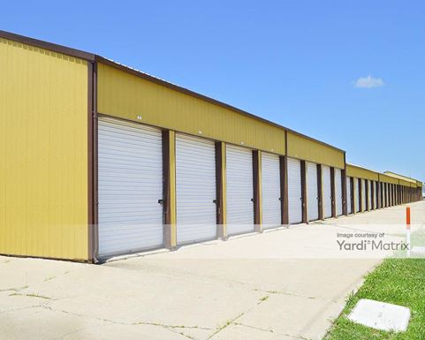 Source URL: https://cdnsc.rentcafe.com/dmslivecafe/3/1082152/1082152-1-2.jpg?width=-1&height=385&quality=80