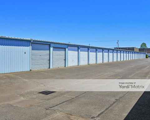 Source URL: https://cdnsc.rentcafe.com/dmslivecafe/3/1082194/1082194-1-5.jpg?width=-1&height=385&quality=80