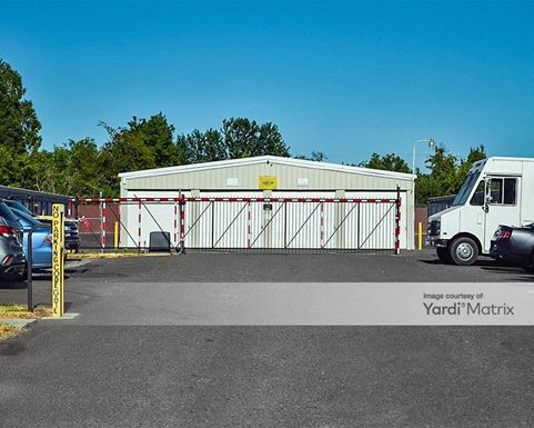 Source URL: https://cdnsc.rentcafe.com/dmslivecafe/3/1082197/1082197-1-2.jpg?width=-1&height=385&quality=80