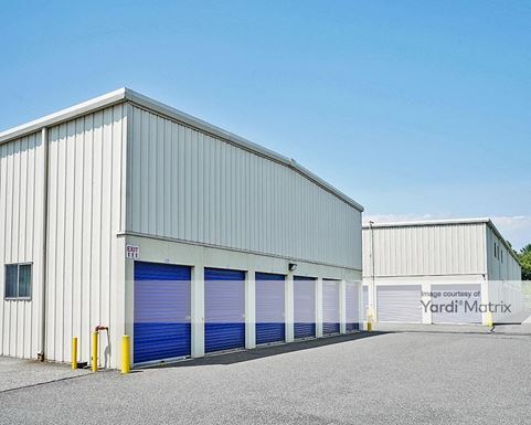 Source URL: https://cdnsc.rentcafe.com/dmslivecafe/3/1082221/1082221-1-6.jpg?width=-1&height=385&quality=80