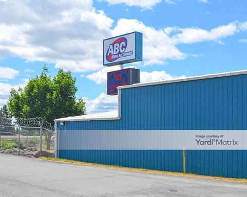 Source URL: https://cdnsc.rentcafe.com/dmslivecafe/3/1082238/1082238-1-3.jpg?width=-1&height=385&quality=80