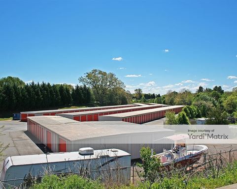 Source URL: https://cdnsc.rentcafe.com/dmslivecafe/3/1082243/1082243-1-5.jpg?width=-1&height=385&quality=80