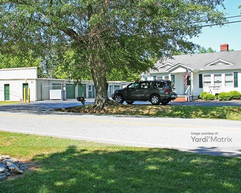 Source URL: https://cdnsc.rentcafe.com/dmslivecafe/3/1082290/1082290-1-2.jpg?width=-1&height=385&quality=80