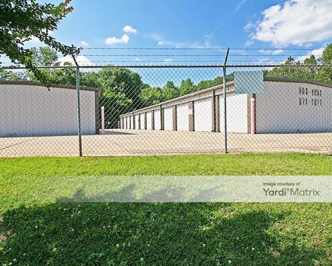 Source URL: https://cdnsc.rentcafe.com/dmslivecafe/3/1082297/1082297-1-5.jpg?width=-1&height=385&quality=80