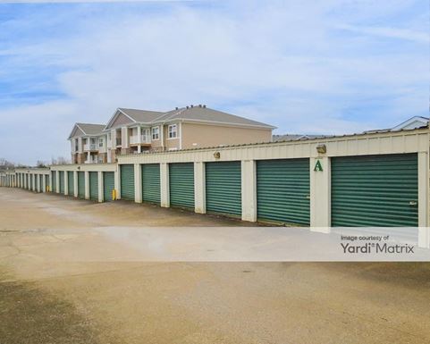 Source URL: https://cdnsc.rentcafe.com/dmslivecafe/3/1082313/1082313-1-3.jpg?width=-1&height=385&quality=80