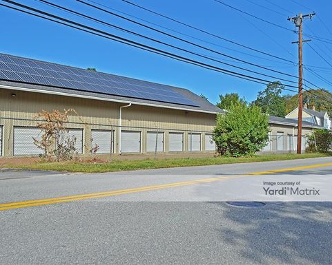 Source URL: https://cdnsc.rentcafe.com/dmslivecafe/3/1082316/1082316-1-3.jpg?width=-1&height=385&quality=80