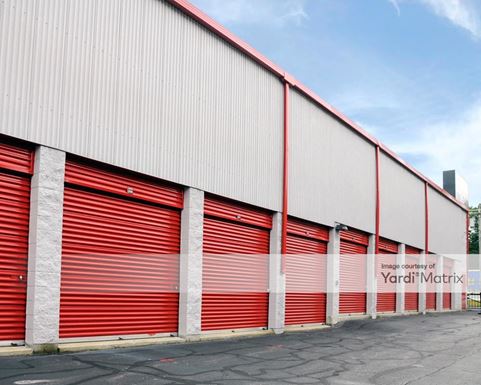 Source URL: https://cdnsc.rentcafe.com/dmslivecafe/3/1082331/1082331-1-3.jpg?width=-1&height=385&quality=80