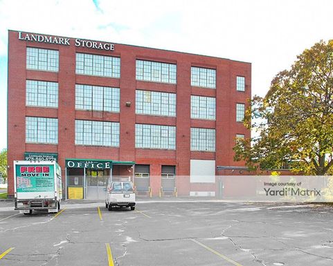 Source URL: https://cdnsc.rentcafe.com/dmslivecafe/3/1082332/1082332-1-3.jpg?width=-1&height=385&quality=80