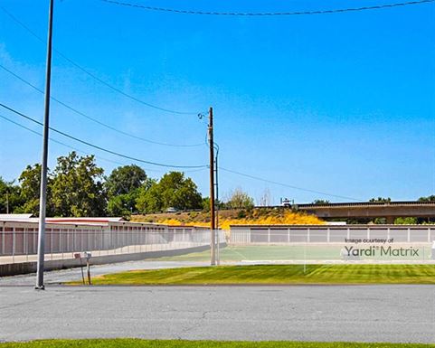 Source URL: https://cdnsc.rentcafe.com/dmslivecafe/3/1082340/1082340-1-3.jpg?width=-1&height=385&quality=80