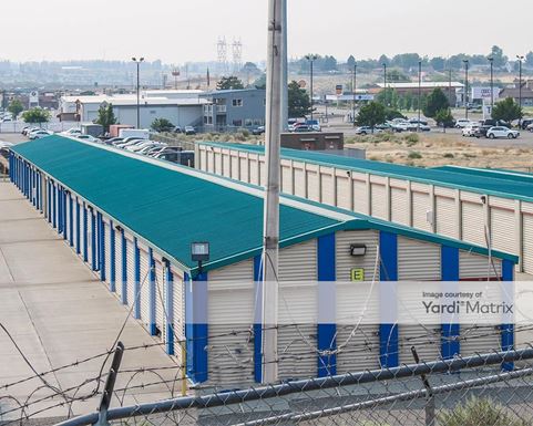 Source URL: https://cdnsc.rentcafe.com/dmslivecafe/3/1082345/1082345-1-2.jpg?width=-1&height=385&quality=80