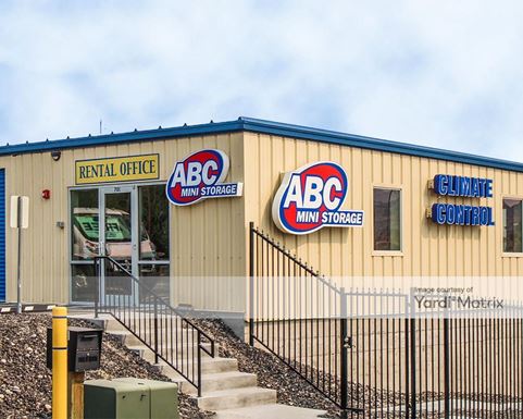 Source URL: https://cdnsc.rentcafe.com/dmslivecafe/3/1082345/1082345-1-3.jpg?width=-1&height=385&quality=80