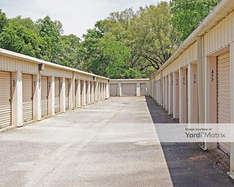 Source URL: https://cdnsc.rentcafe.com/dmslivecafe/3/1082372/1082372-1-4.jpg?width=-1&height=385&quality=80