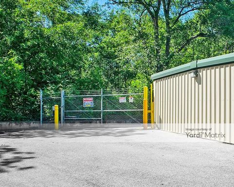 Source URL: https://cdnsc.rentcafe.com/dmslivecafe/3/1082388/1082388-1-2.jpg?width=-1&height=385&quality=80