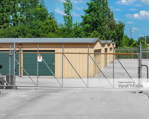 Source URL: https://cdnsc.rentcafe.com/dmslivecafe/3/1082392/1082392-1-3.jpg?width=-1&height=385&quality=80