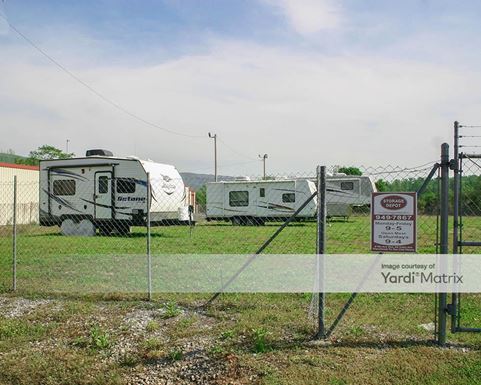 Source URL: https://cdnsc.rentcafe.com/dmslivecafe/3/1082421/1082421-1-5.jpg?width=-1&height=385&quality=80