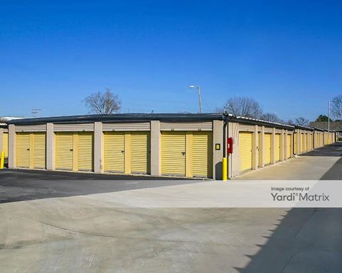 Source URL: https://cdnsc.rentcafe.com/dmslivecafe/3/1082433/1082433-1-2.jpg?width=-1&height=385&quality=80