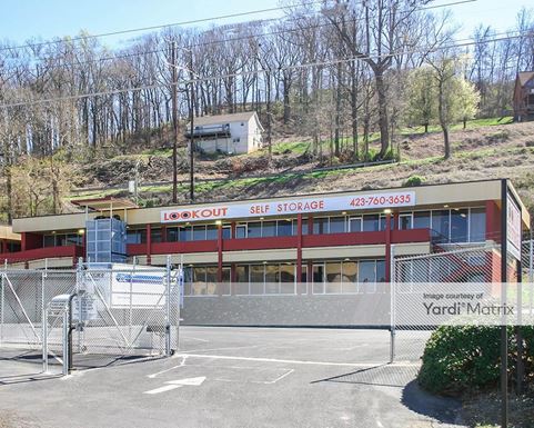 Source URL: https://cdnsc.rentcafe.com/dmslivecafe/3/1082435/1082435-1-2.jpg?width=-1&height=385&quality=80