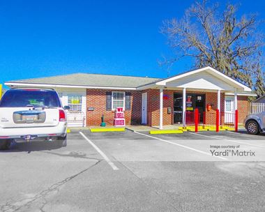 Storage Units for Rent available at 1716 East US Highway 80, Bloomingdale, GA 31302