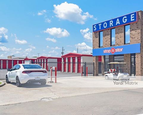 Source URL: https://cdnsc.rentcafe.com/dmslivecafe/3/1082468/1082468-1-2.jpg?width=-1&height=385&quality=80