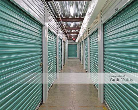 Source URL: https://cdnsc.rentcafe.com/dmslivecafe/3/1082471/1082471-1-5.jpg?width=-1&height=385&quality=80