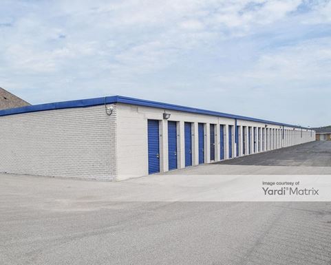 Source URL: https://cdnsc.rentcafe.com/dmslivecafe/3/1082489/1082489-1-2.jpg?width=-1&height=385&quality=80