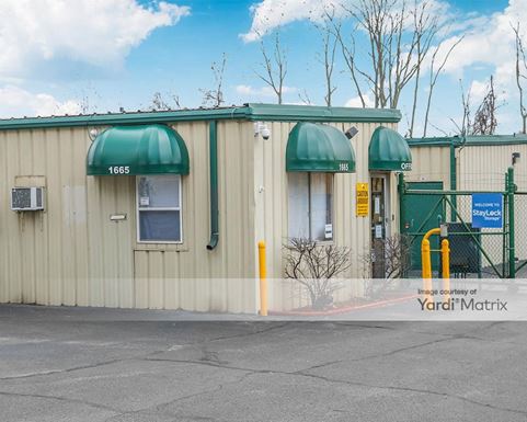 Source URL: https://cdnsc.rentcafe.com/dmslivecafe/3/1082503/1082503-1-4.jpg?width=-1&height=385&quality=80