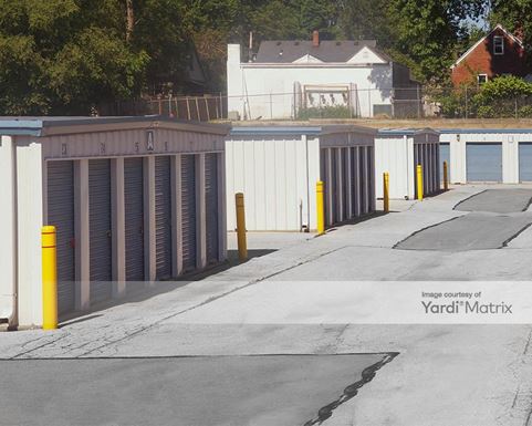 Source URL: https://cdnsc.rentcafe.com/dmslivecafe/3/1082514/1082514-1-4.jpg?width=-1&height=385&quality=80