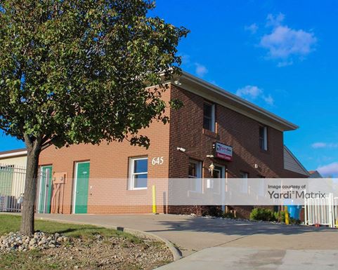 Source URL: https://cdnsc.rentcafe.com/dmslivecafe/3/1082526/1082526-1-2.jpg?width=-1&height=385&quality=80