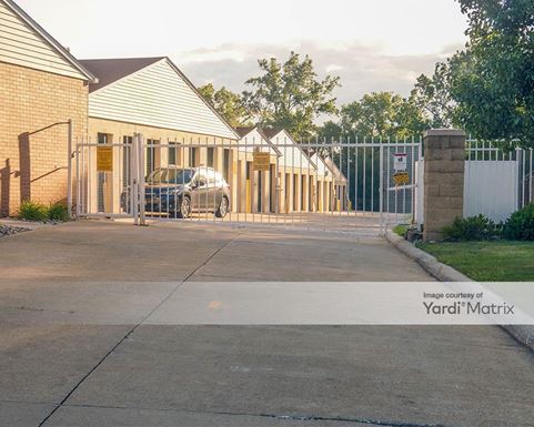 Source URL: https://cdnsc.rentcafe.com/dmslivecafe/3/1082526/1082526-1-5.jpg?width=-1&height=385&quality=80