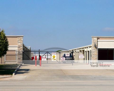 Source URL: https://cdnsc.rentcafe.com/dmslivecafe/3/1082533/1082533-1-2.jpg?width=-1&height=385&quality=80