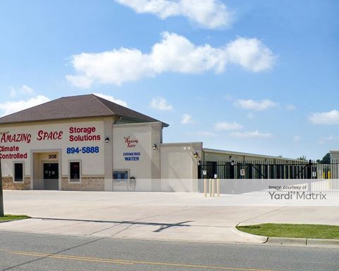 Source URL: https://cdnsc.rentcafe.com/dmslivecafe/3/1082536/1082536-1-4.jpg?width=-1&height=385&quality=80