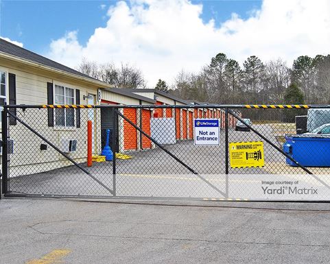 Source URL: https://cdnsc.rentcafe.com/dmslivecafe/3/1082549/1082549-1-2.jpg?width=-1&height=385&quality=80