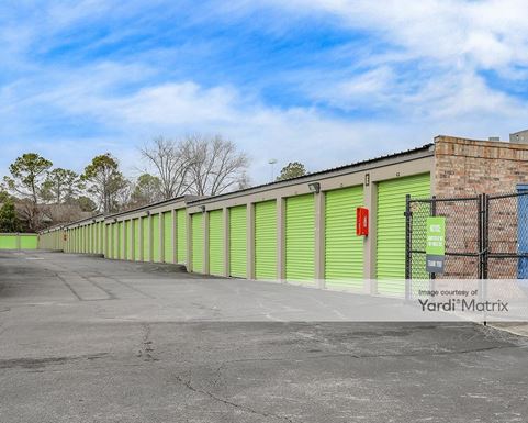 Source URL: https://cdnsc.rentcafe.com/dmslivecafe/3/1082550/1082550-1-3.jpg?width=-1&height=385&quality=80