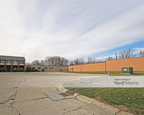 Source URL: https://cdnsc.rentcafe.com/dmslivecafe/3/1082562/1082562-1-2.jpg?width=-1&height=385&quality=80