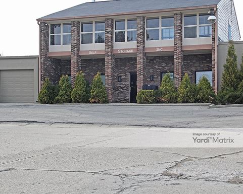 Source URL: https://cdnsc.rentcafe.com/dmslivecafe/3/1082562/1082562-1-4.jpg?width=-1&height=385&quality=80