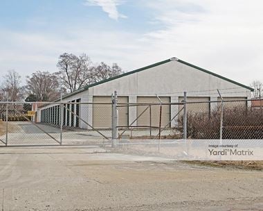 Storage Units for Rent available at 4001 East US 40, Greenfield, IN 46140