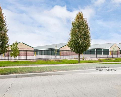 Source URL: https://cdnsc.rentcafe.com/dmslivecafe/3/1082592/1082592-1-2.jpg?width=-1&height=385&quality=80