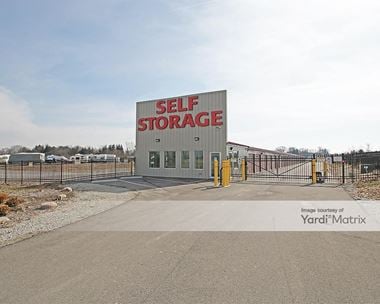 Storage Units for Rent available at 6237 West US 40, Greenfield, IN 46140