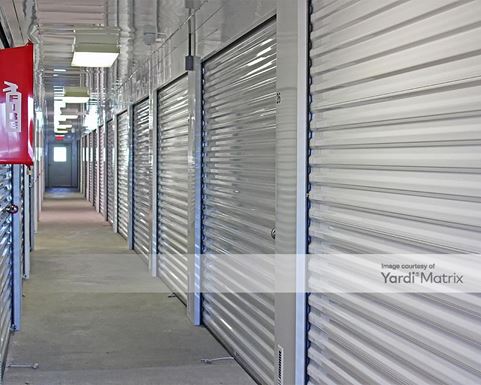 Source URL: https://cdnsc.rentcafe.com/dmslivecafe/3/1082597/1082597-1-5.jpg?width=-1&height=385&quality=80