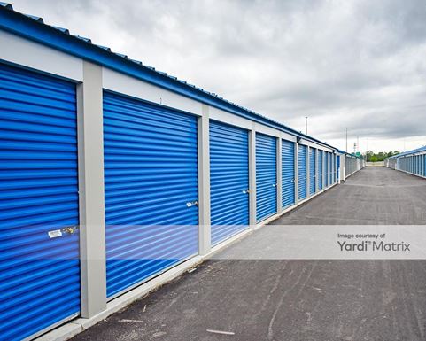 Source URL: https://cdnsc.rentcafe.com/dmslivecafe/3/1082604/1082604-1-4.jpg?width=-1&height=385&quality=80