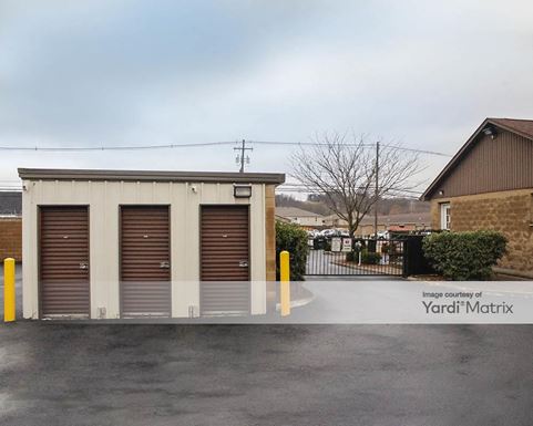 Source URL: https://cdnsc.rentcafe.com/dmslivecafe/3/1082608/1082608-1-2.jpg?width=-1&height=385&quality=80