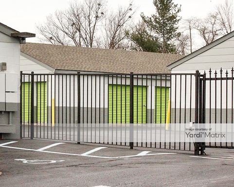 Source URL: https://cdnsc.rentcafe.com/dmslivecafe/3/1082612/1082612-1-2.jpg?width=-1&height=385&quality=80