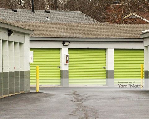 Source URL: https://cdnsc.rentcafe.com/dmslivecafe/3/1082612/1082612-1-5.jpg?width=-1&height=385&quality=80