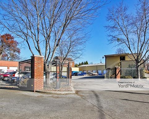 Source URL: https://cdnsc.rentcafe.com/dmslivecafe/3/1082633/1082633-1-4.jpg?width=-1&height=385&quality=80