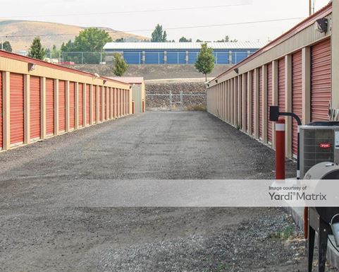 Source URL: https://cdnsc.rentcafe.com/dmslivecafe/3/1082648/1082648-1-4.jpg?width=-1&height=385&quality=80