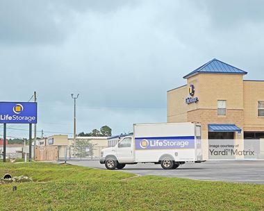 Storage Units for Rent available at 9113 West Highway 98, Pensacola, FL 32506