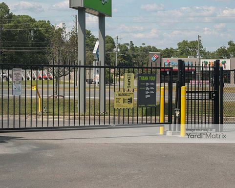 Source URL: https://cdnsc.rentcafe.com/dmslivecafe/3/1082662/1082662-1-6.jpg?width=-1&height=385&quality=80