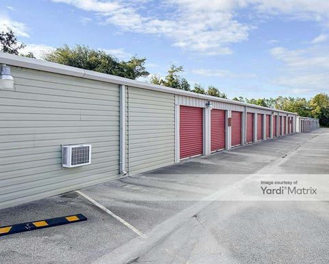 Source URL: https://cdnsc.rentcafe.com/dmslivecafe/3/1082665/1082665-1-5.jpg?width=-1&height=385&quality=80