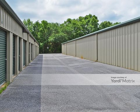 Source URL: https://cdnsc.rentcafe.com/dmslivecafe/3/1082682/1082682-1-5.jpg?width=-1&height=385&quality=80